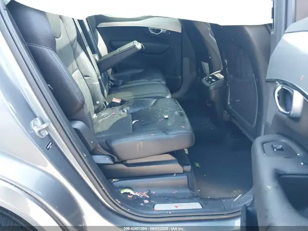 YV4102PK9J1348248 2018 VOLVO XC90 - Image 8