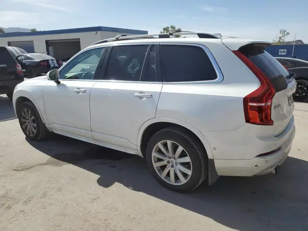 YV4102PK9J1349044 2018 VOLVO XC90 - Image 2