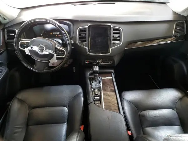 YV4102PK9J1360402 2018 VOLVO XC90 - Image 8