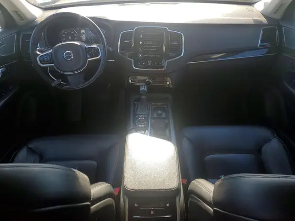 YV4102PK9J1361808 2018 VOLVO XC90 - Image 8