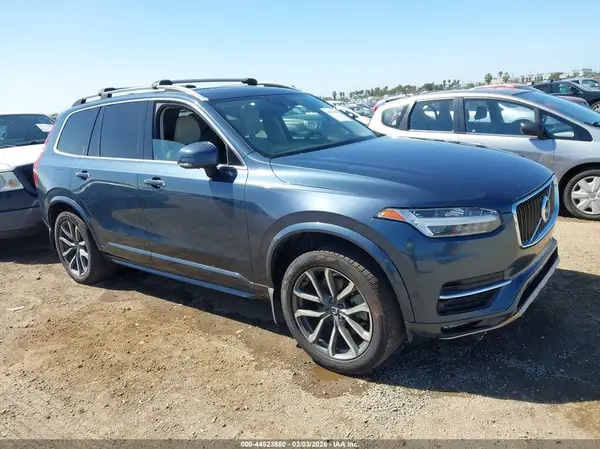 YV4102PK9J1361825 2018 VOLVO XC90 - Image 1