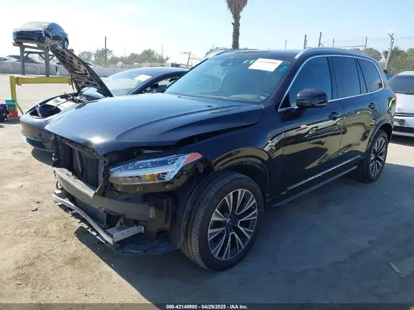 YV4102PK9L1533600 2020 VOLVO XC90 - Image 2