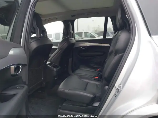 YV4102PKXJ1343155 2018 VOLVO XC90 - Image 8