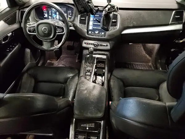 YV4102PKXJ1343446 2018 VOLVO XC90 - Image 8