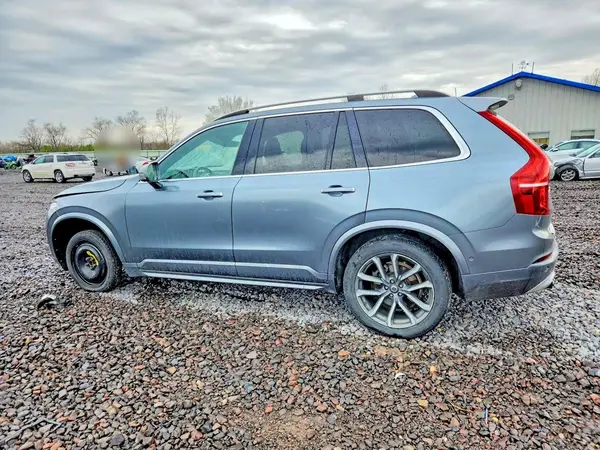 YV4102PKXJ1357475 2018 VOLVO XC90 - Image 2