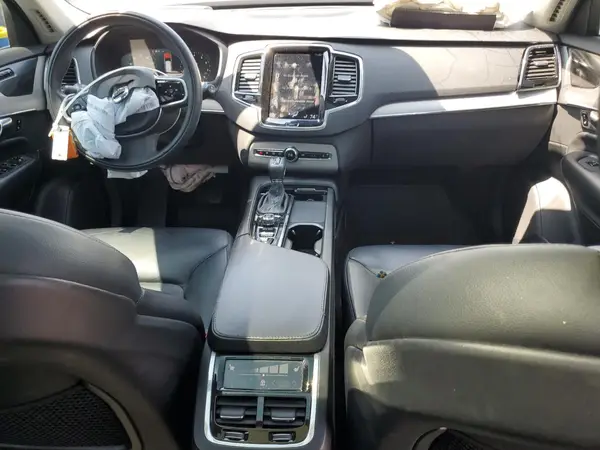 YV4102PKXM1708440 2021 VOLVO XC90 - Image 8