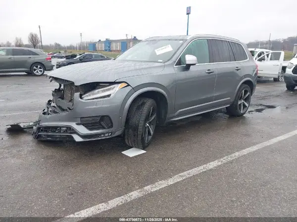 YV4102PM4K1506241 2019 VOLVO XC90 - Image 2