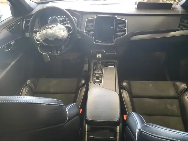 YV4102PM7K1514043 2019 VOLVO XC90 - Image 8
