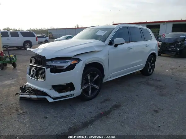 YV4102PMXK1494810 2019 VOLVO XC90 - Image 2