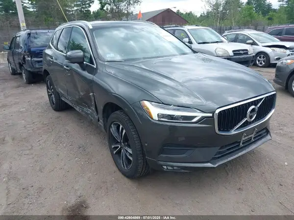 YV4102RK0J1018673 2018 VOLVO XC60 - Image 1