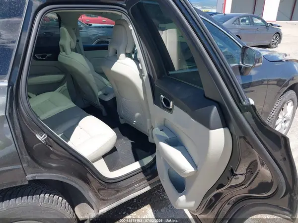 YV4102RK0J1084835 2018 VOLVO XC60 - Image 8