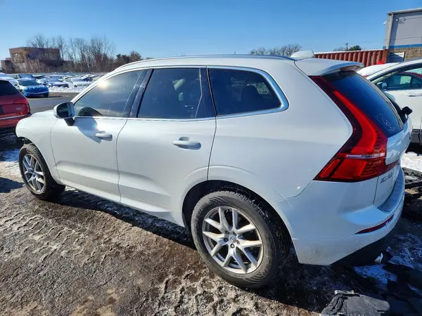 YV4102RK0J1092241 2018 VOLVO XC60 - Image 2