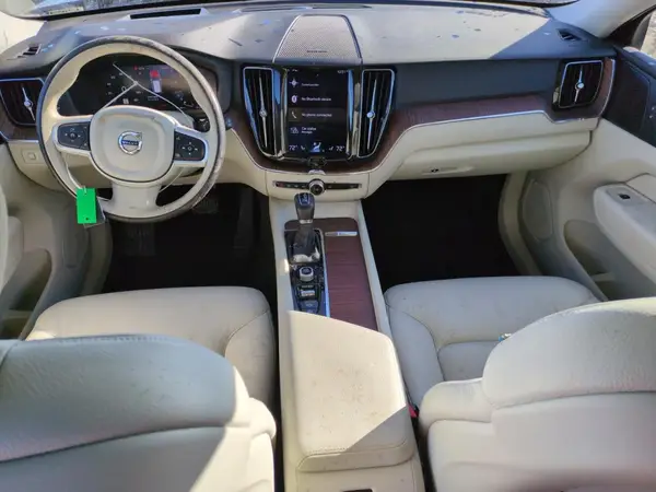 YV4102RK0M1684923 2021 VOLVO XC60 - Image 8