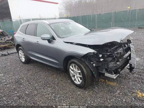 YV4102RK1M1845912 2021 VOLVO XC60 - Image 1
