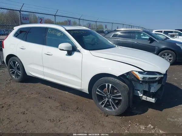 YV4102RK2J1077191 2018 VOLVO XC60 - Image 1
