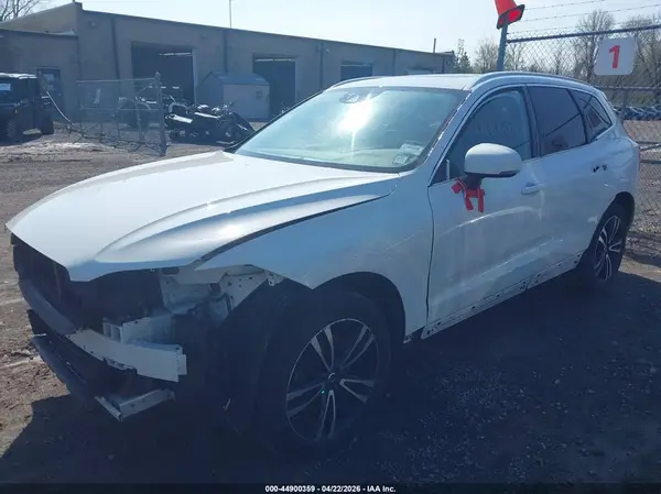 YV4102RK2J1077191 2018 VOLVO XC60 - Image 2