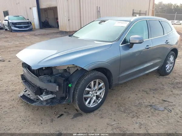 YV4102RK2J1081399 2018 VOLVO XC60 - Image 2