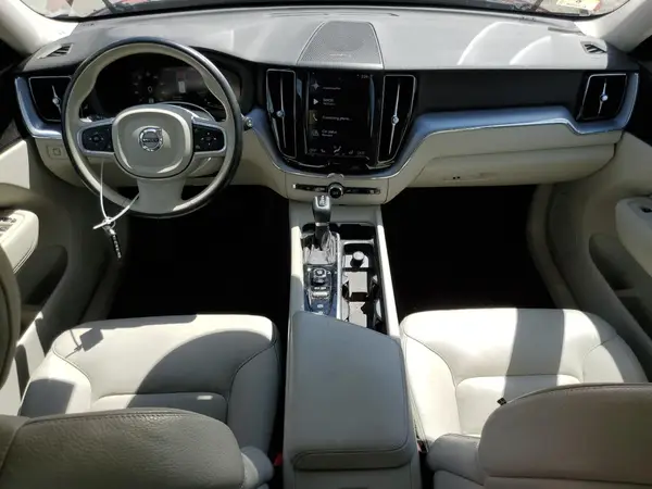 YV4102RK2L1554883 2020 VOLVO XC60 - Image 8