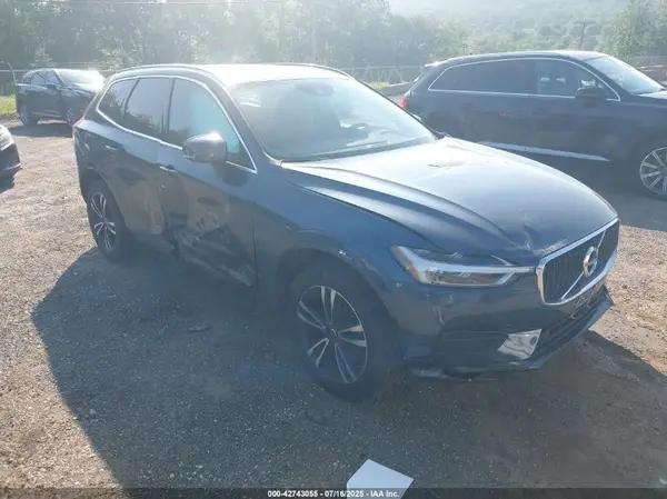 YV4102RK2M1690044 2021 VOLVO XC60 - Image 1