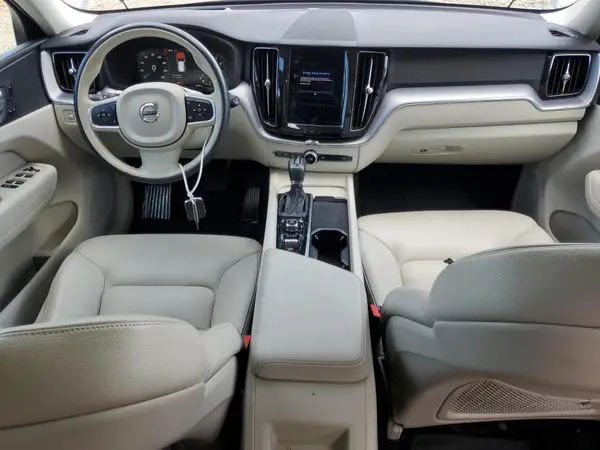 YV4102RK2M1738545 2021 VOLVO XC60 - Image 8