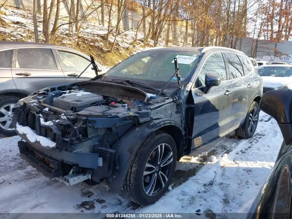 YV4102RK2M1825023 2021 VOLVO XC60 - Image 2
