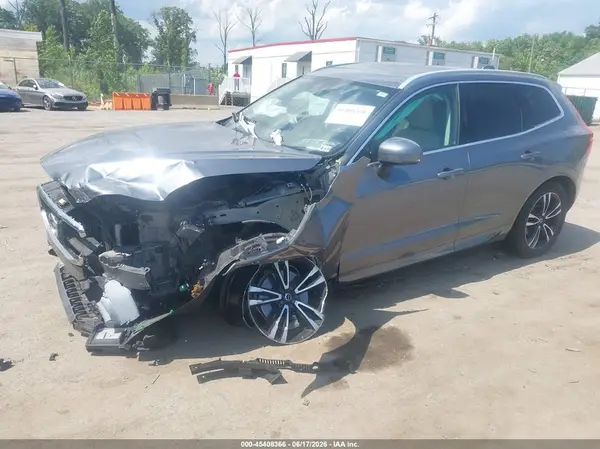 YV4102RK2M1868793 2021 VOLVO XC60 - Image 2