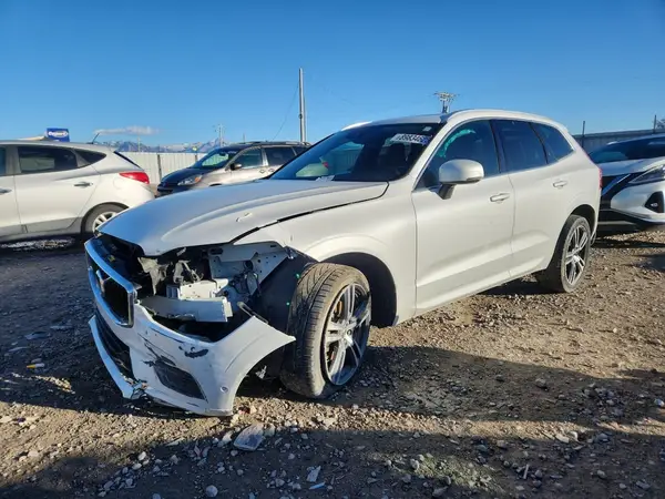 YV4102RK3J1038335 2018 VOLVO XC60 - Image 1