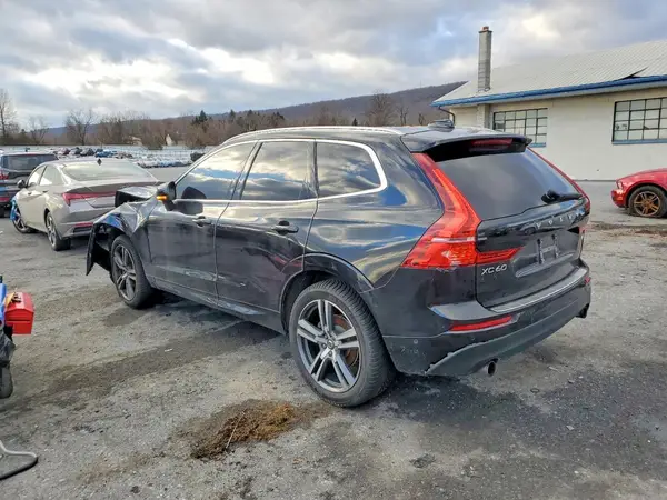 YV4102RK3J1064904 2018 VOLVO XC60 - Image 2