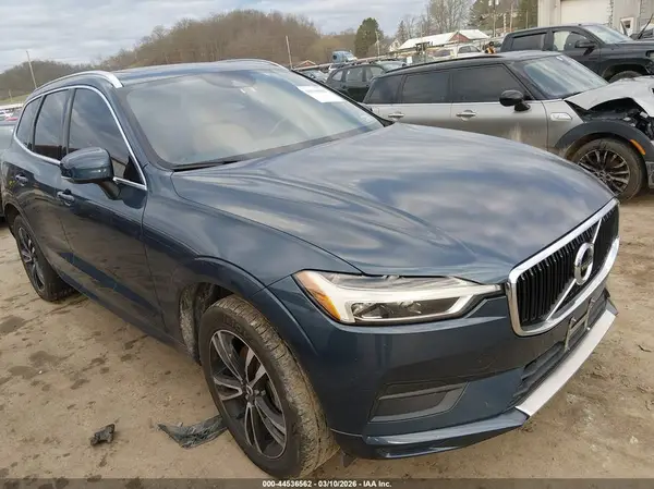 YV4102RK3J1065583 2018 VOLVO XC60 - Image 1