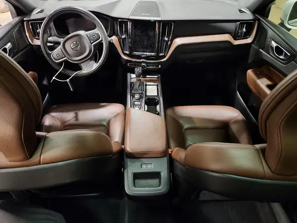 YV4102RK3M1689730 2021 VOLVO XC60 - Image 8