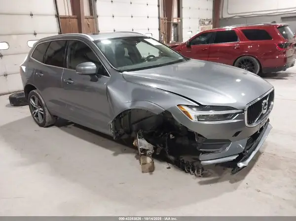 YV4102RK3M1822289 2021 VOLVO XC60 - Image 1