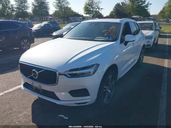 YV4102RK4J1019616 2018 VOLVO XC60 - Image 2