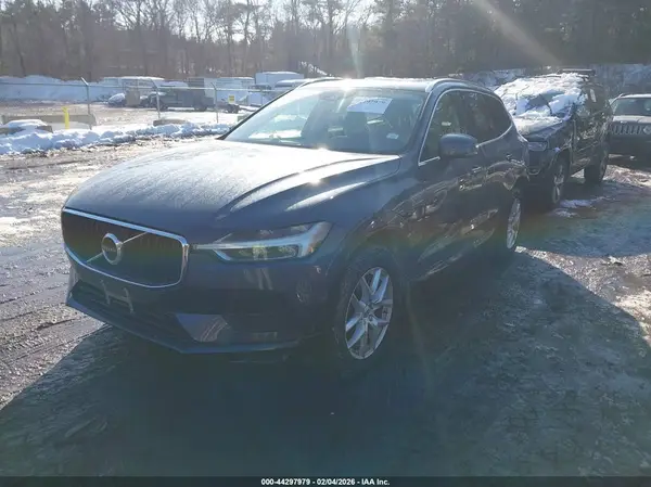 YV4102RK4J1076155 2018 VOLVO XC60 - Image 2