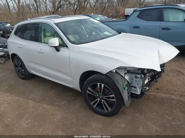 YV4102RK4J1081372 2018 VOLVO XC60 - Image 1