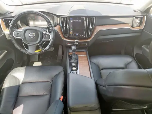 YV4102RK4M1696010 2021 VOLVO XC60 - Image 8