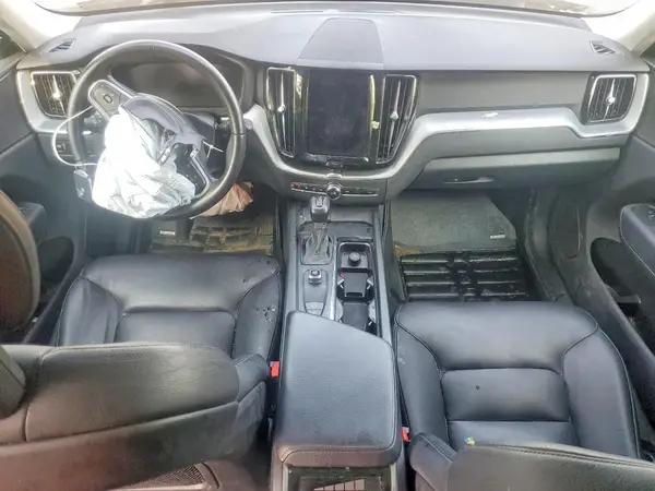 YV4102RK5J1031757 2018 VOLVO XC60 - Image 8