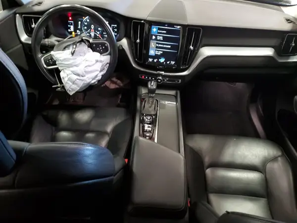 YV4102RK5J1066976 2018 VOLVO XC60 - Image 8