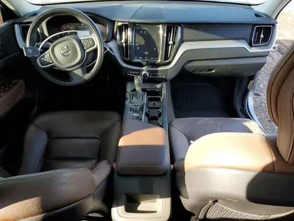 YV4102RK5L1587960 2020 VOLVO XC60 - Image 8