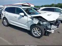 YV4102RK5L1602098 2020 VOLVO XC60
