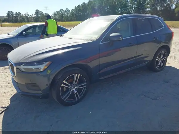 YV4102RK6J1056716 2018 VOLVO XC60 - Image 2