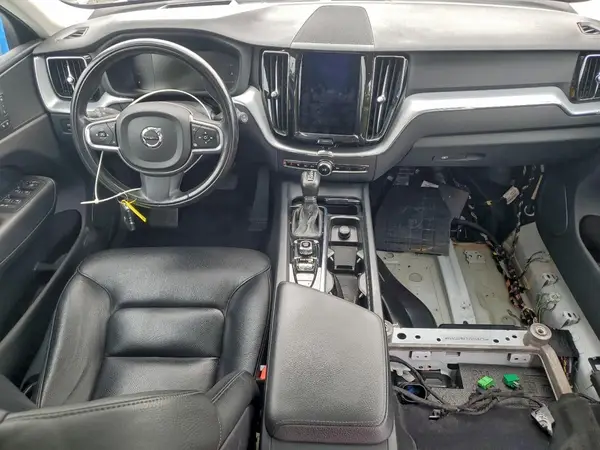 YV4102RK7J1018296 2018 VOLVO XC60 - Image 8