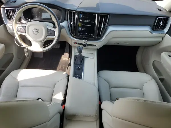 YV4102RK7J1029914 2018 VOLVO XC60 - Image 8