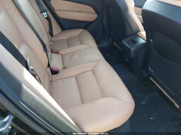 YV4102RK7L1453645 2020 VOLVO XC60 - Image 8