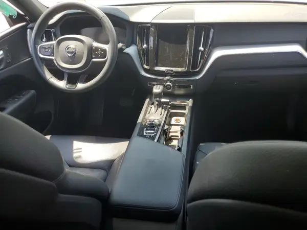 YV4102RK7L1550120 2020 VOLVO XC60 - Image 8