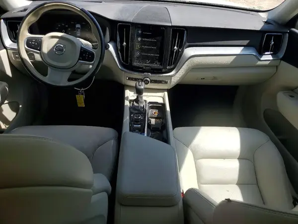 YV4102RK8J1009204 2018 VOLVO XC60 - Image 8