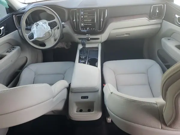 YV4102RK8M1874940 2021 VOLVO XC60 - Image 8
