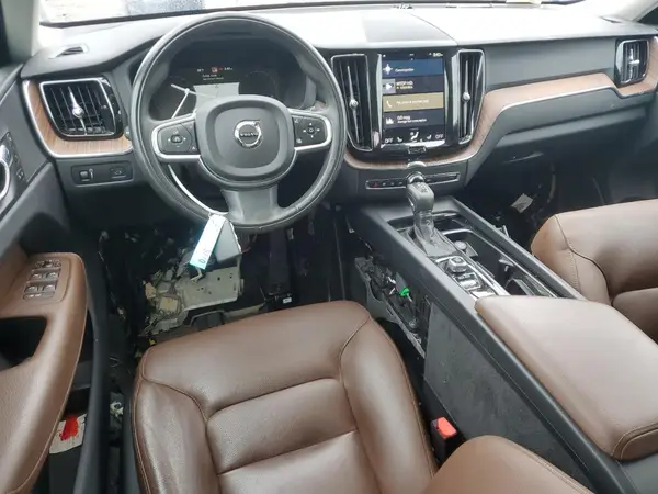 YV4102RK9J1003217 2018 VOLVO XC60 - Image 8