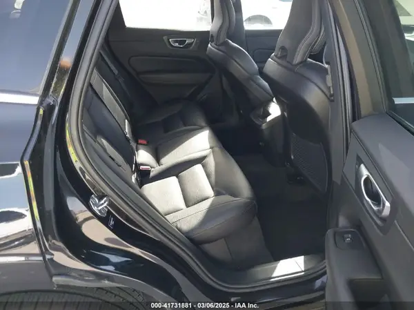 YV4102RK9L1474206 2020 VOLVO XC60 - Image 8