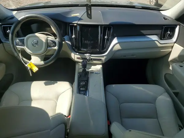 YV4102RK9L1554959 2020 VOLVO XC60 - Image 8