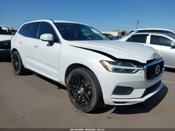 YV4102RKXJ1041197 2018 VOLVO XC60 - Image 1